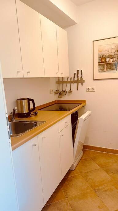 Kuenstler Ferienwohnung Am Weilburger Schloss, Marktplatz 9 Buitenkant foto