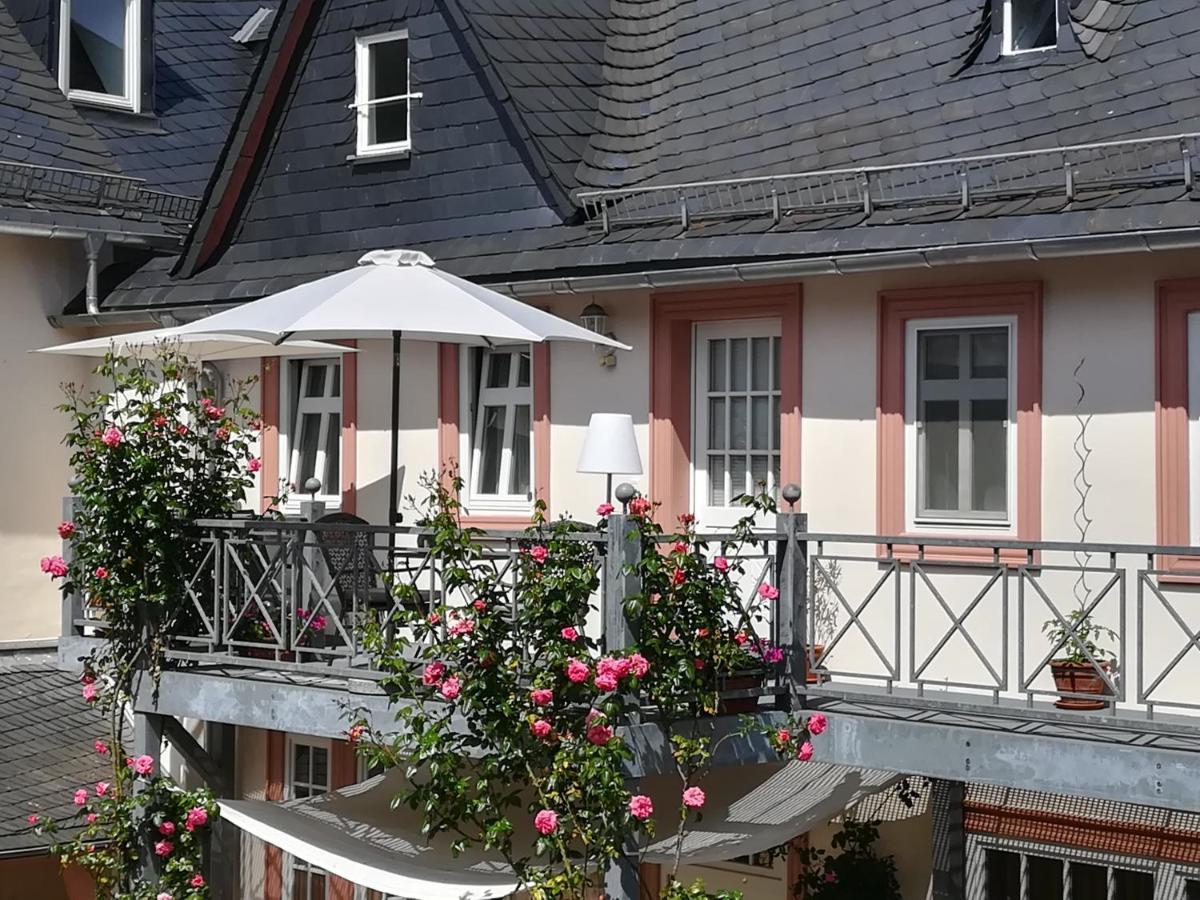 Kuenstler Ferienwohnung Am Weilburger Schloss, Marktplatz 9 Buitenkant foto